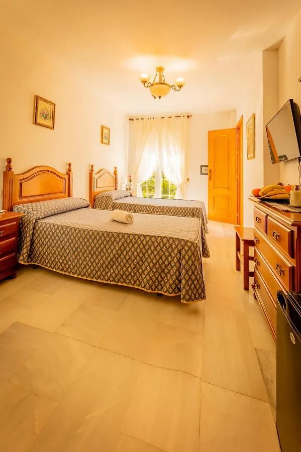 Hotel La Morena 푸엔히롤라 B&B